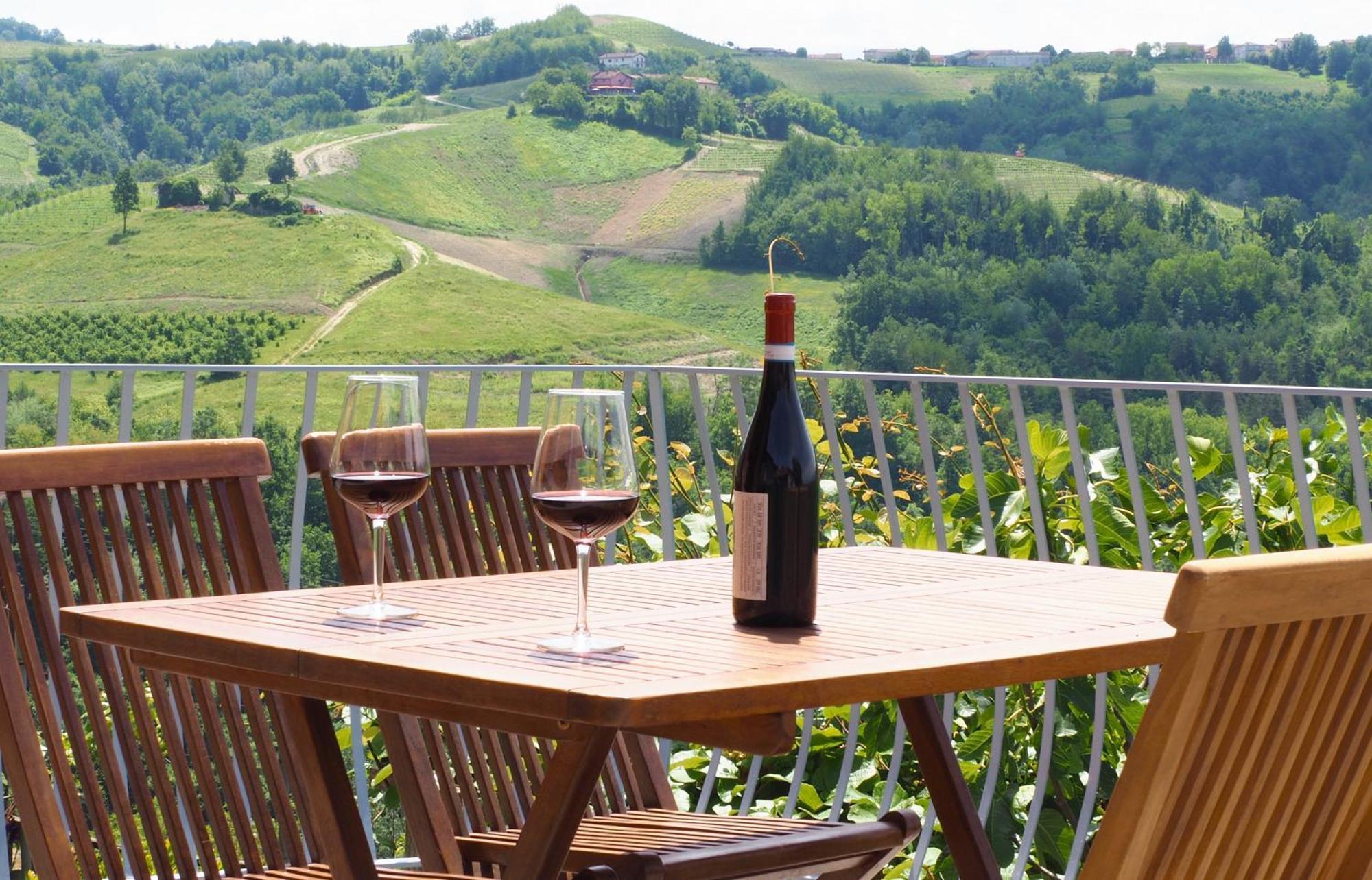 Casa Felice Villa Farigliano ภายนอก รูปภาพ