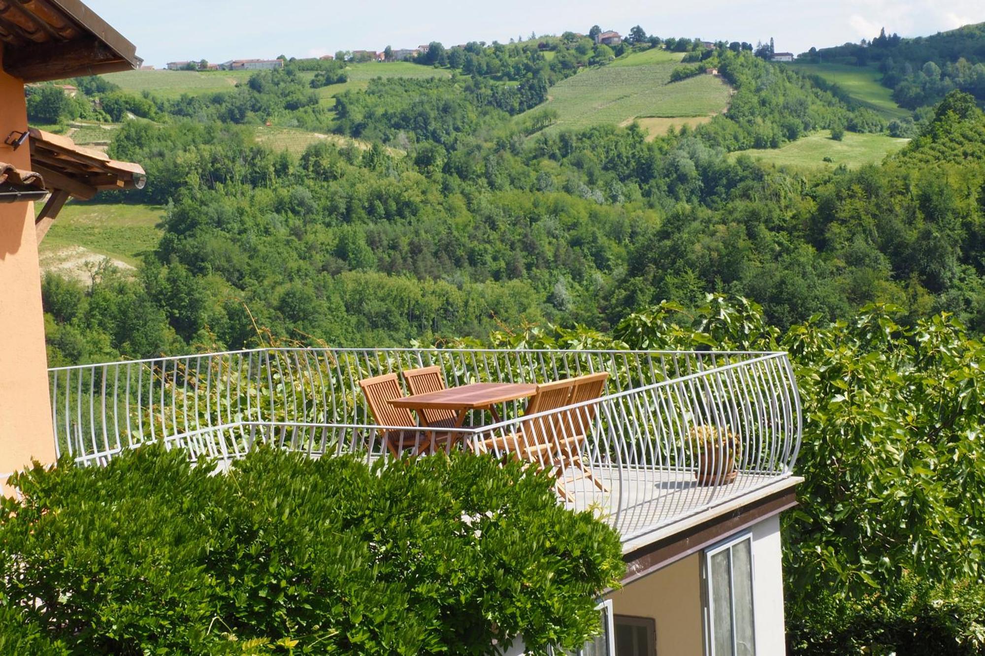 Casa Felice Villa Farigliano ภายนอก รูปภาพ